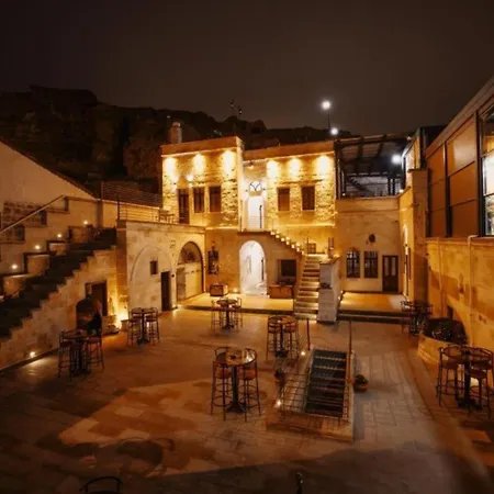 Отель Misty Cave