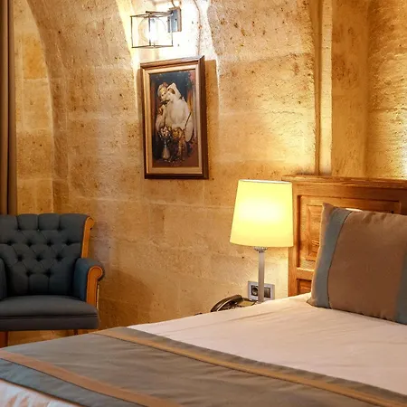 Misty Cave Hotel