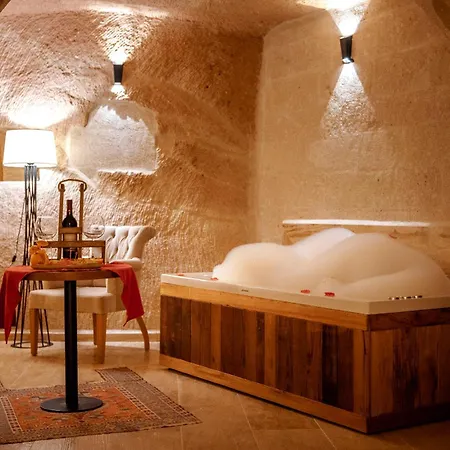 Отель Misty Cave