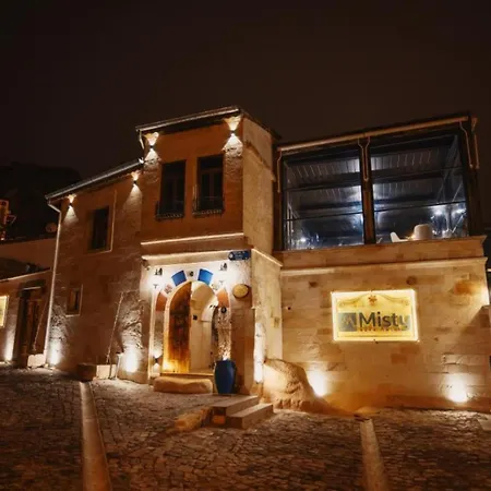 Отель Misty Cave 2*