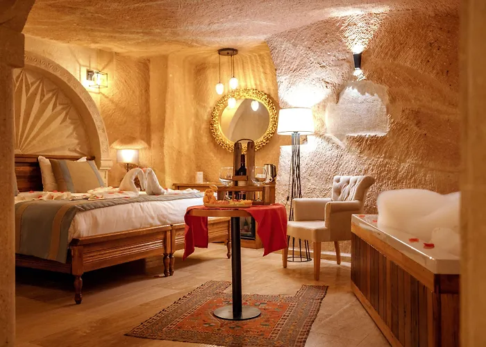 Hotel Misty Cave